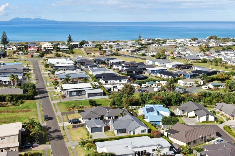 26 Reel Road, Athenree, Waihi Beach - Carousel 34