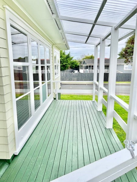 1 Whitley Crescent, Otara, Auckland - Carousel 19