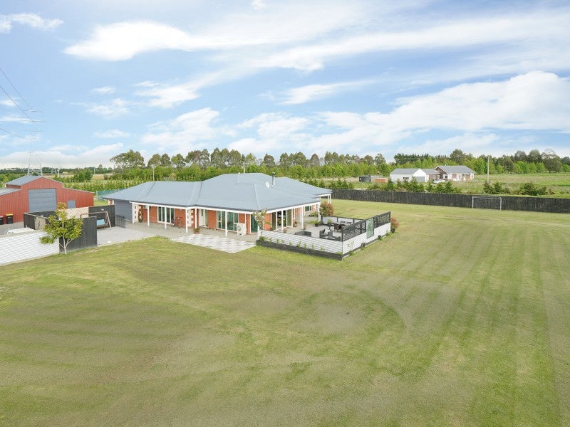 362 No 10 Road, Swannanoa, Swannanoa - Carousel 17