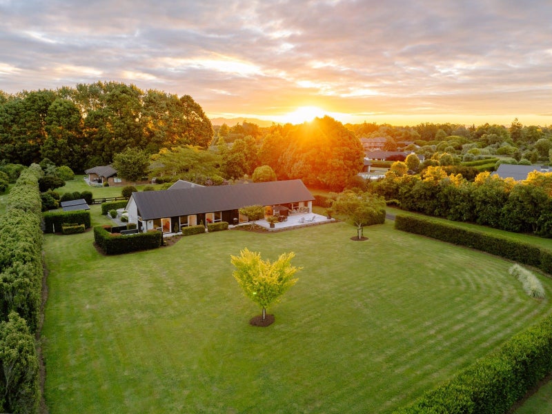 27B Kew Place, Tamahere, Hamilton - Carousel 1