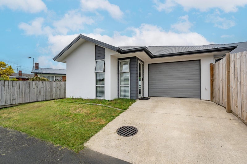 54 Lewis Street, Glenview, Hamilton, Waikato - Carousel 2