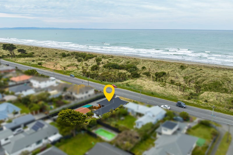 445 Marine Parade, South New Brighton, Christchurch - Carousel 1