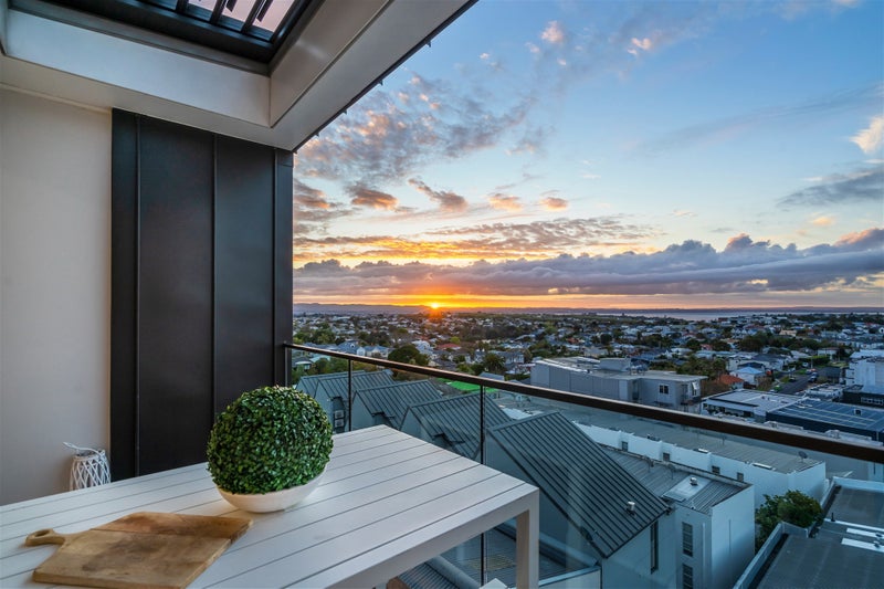 505/12 Mackelvie Street, Grey Lynn, Auckland - Carousel 2