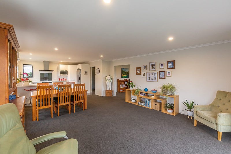 8 Burnham School Road, Rolleston, Rolleston - Carousel 2