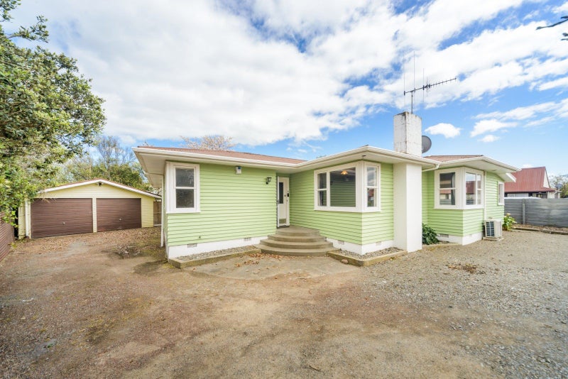 5 Snowdon Avenue, Terrace End, Palmerston North - Carousel 2