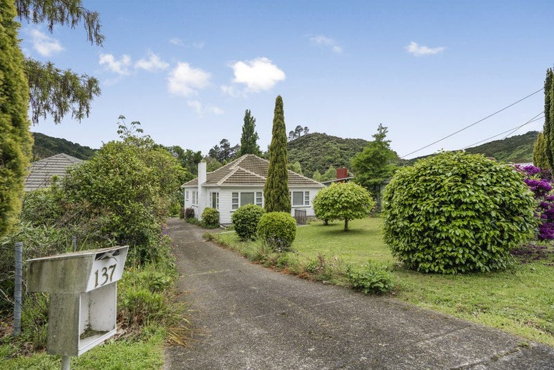 137 Hine Road, Wainuiomata, Lower Hutt - Carousel 1