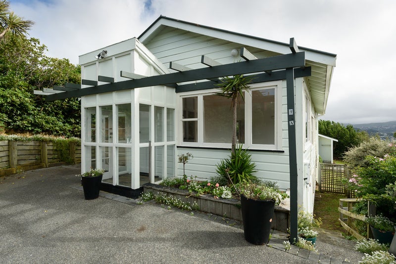 1 Barretts Way, Miramar, Wellington - Carousel 1