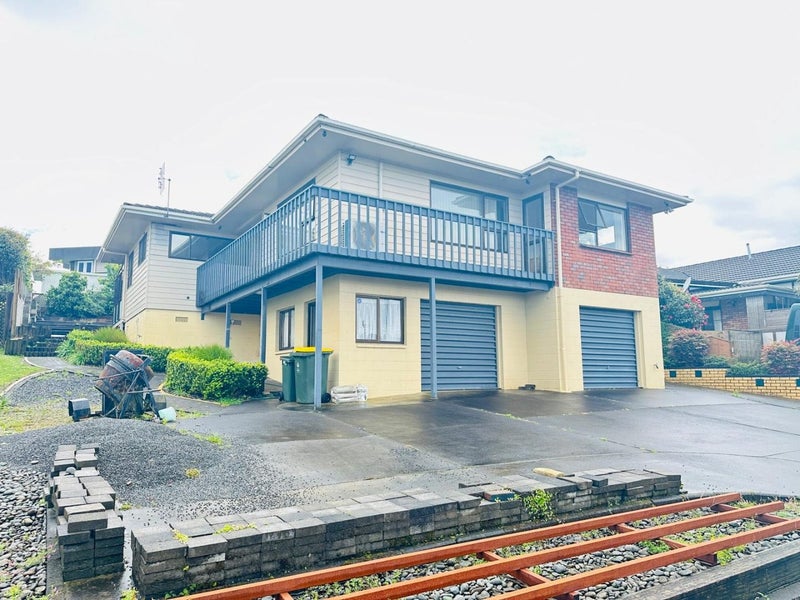 3 Paulownia Place, Totara Heights, Auckland - Carousel 1