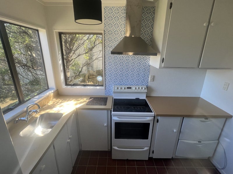 28A Gaya Grove, Ngaio, Wellington - Carousel 2