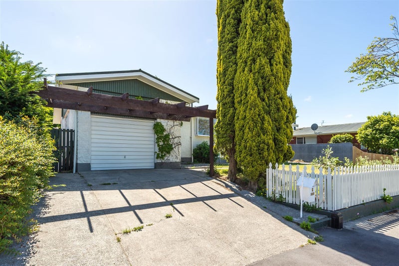 8 Camberwell Place, Avonhead, Christchurch - Carousel 17