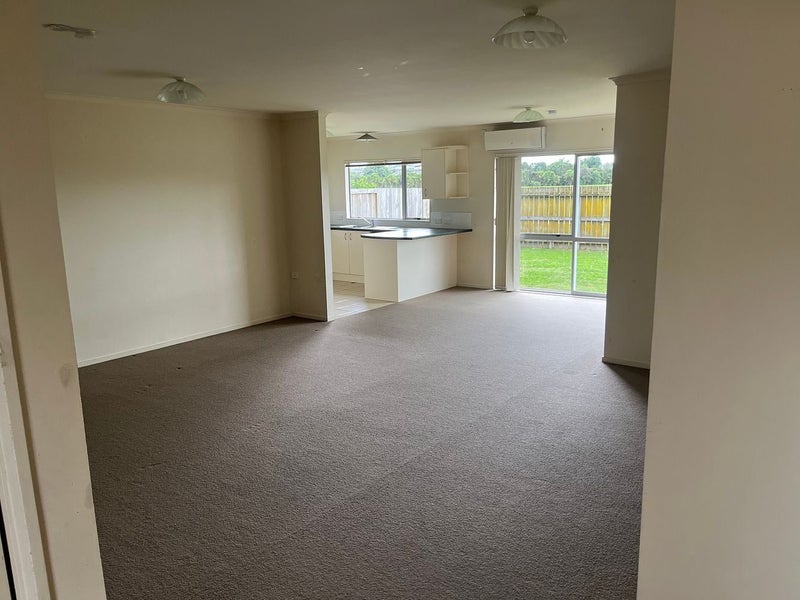 58 Gordon Davies Lane, Huntington, Hamilton - Carousel 2
