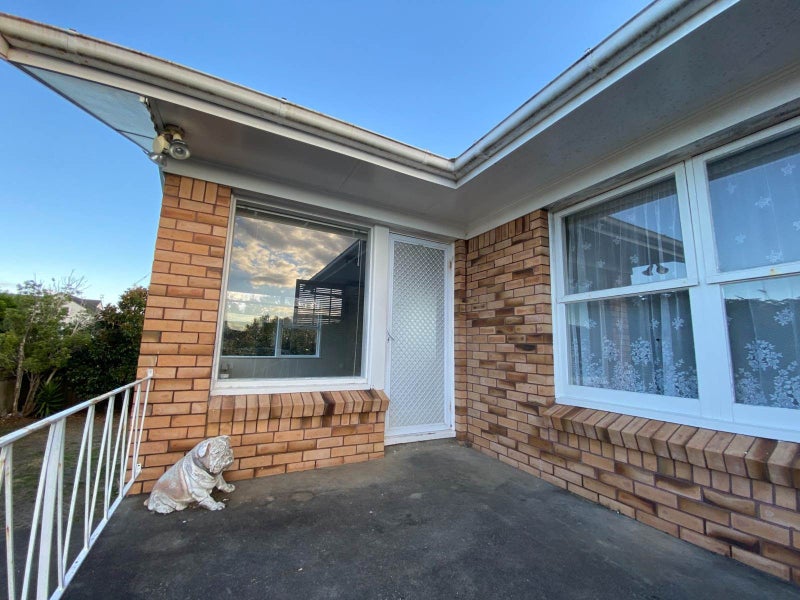 2/38 Byron Avenue, Takapuna, Auckland - Carousel 2