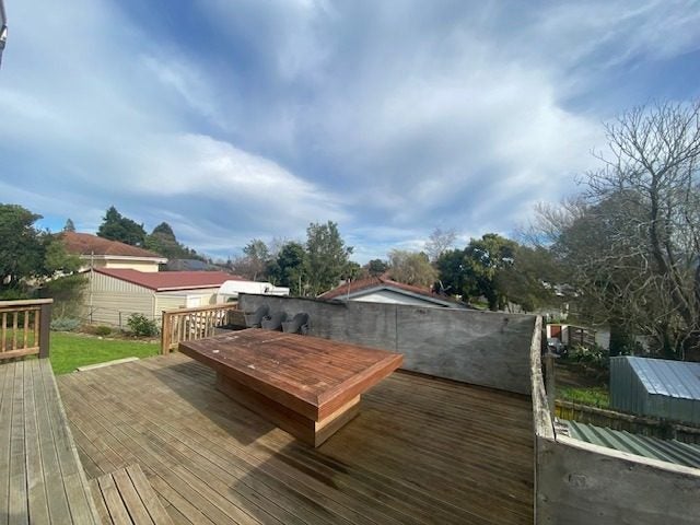 115 Collins Road, Melville, Hamilton - Carousel 2
