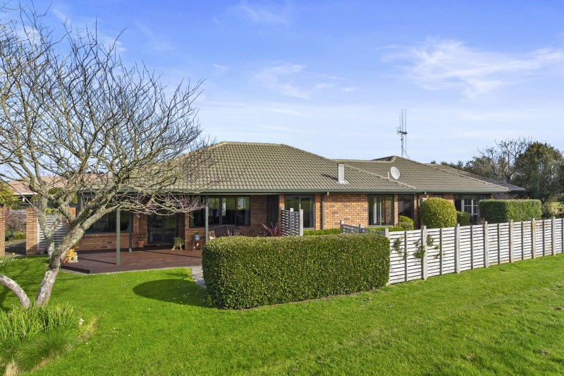 14 Kenneth Place, Rototuna, Hamilton - Carousel 21