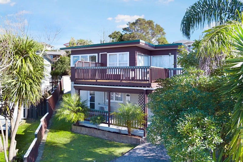 28 Manhattan Heights, Glendene, Auckland - Carousel 2