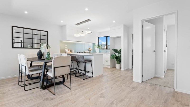 3/8 Atarangi Road, Greenlane, Auckland - Carousel 1