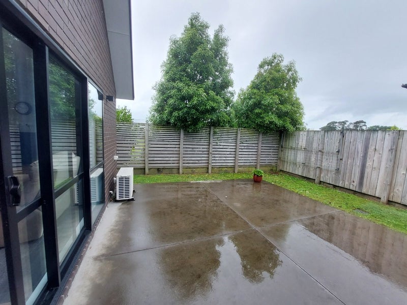 18 Ridgedale Crescent, Flagstaff, Hamilton - Carousel 10