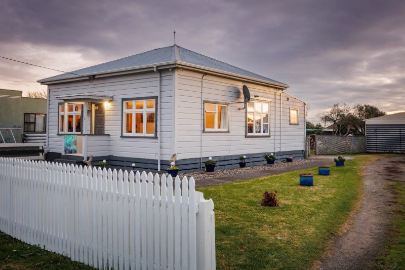 4 Hillary Street, Foxton, Foxton - Carousel 2