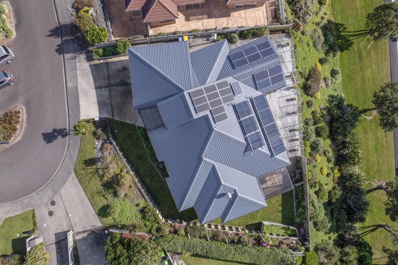 11 Hollyford Place, Aotea, Porirua - Carousel 37