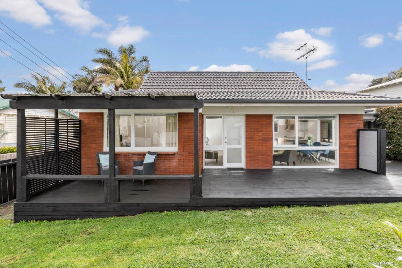 1/74 Cameron Street, Onehunga, Auckland - Carousel 1