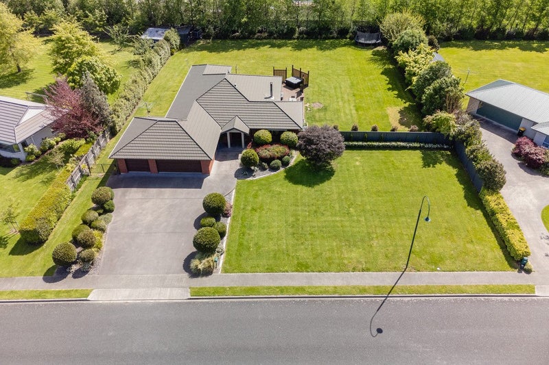 17 William Donald Drive, Solway, Masterton - Carousel 35