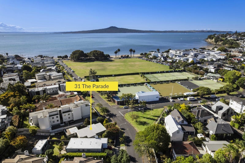 31 The Parade, St Heliers, Auckland - Carousel 1