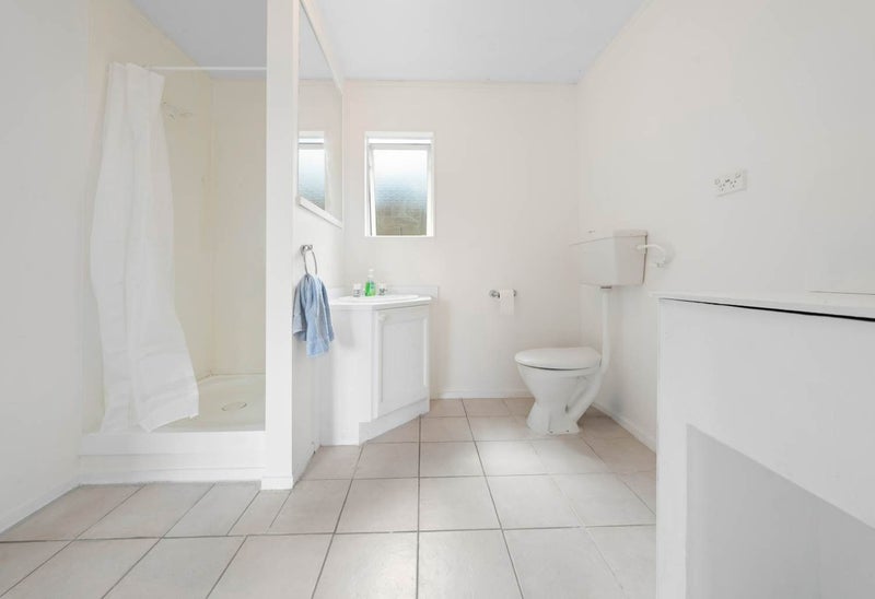 674 Pakuranga Road, Howick, Auckland - Carousel 17