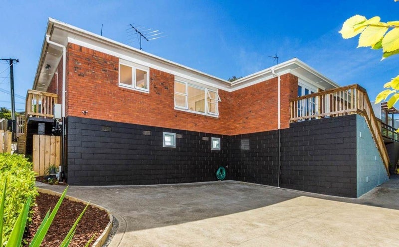 4/420 Beach Road, Mairangi Bay, Auckland - Carousel 1