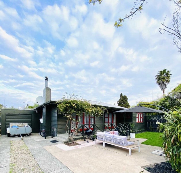 3A Manson Street, Gate Pa, Tauranga - Carousel 2