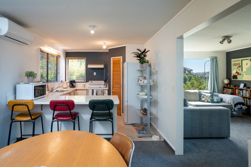 11 Shastri Terrace, Khandallah, Wellington - Carousel 2