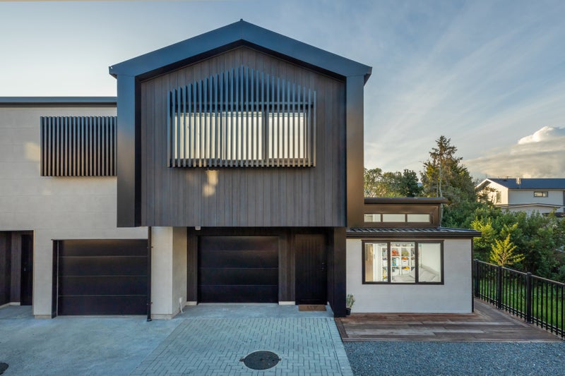 1/89 Walker Road, Point Chevalier, Auckland - Carousel 1