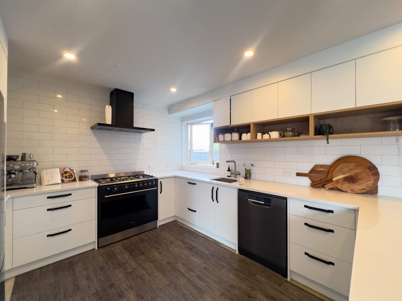 14 Rosewood Court, Huntington, Hamilton - Carousel 2