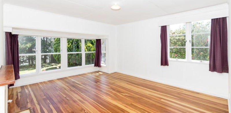 102 Holland Road, Fairfield, Hamilton - Carousel 2