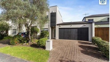 3 Spalding Rise, Golflands, Auckland - Carousel 1