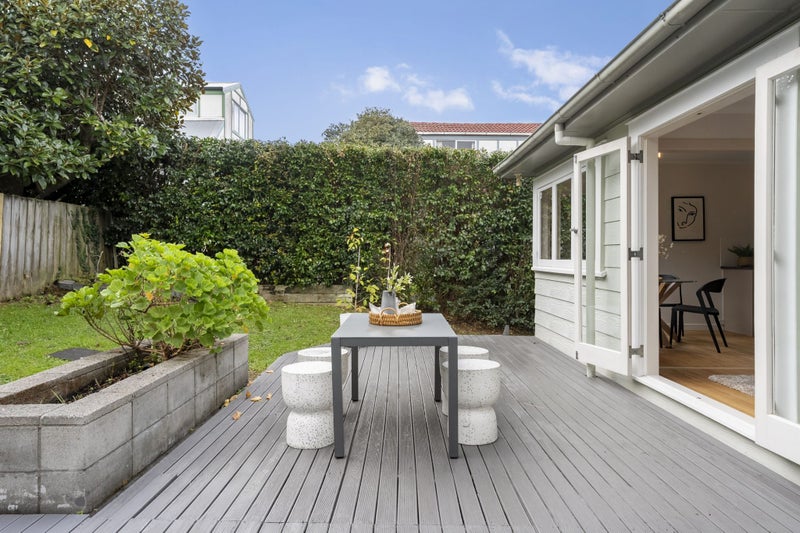 1/12 Craigbank Avenue, New Lynn, Auckland - Carousel 2