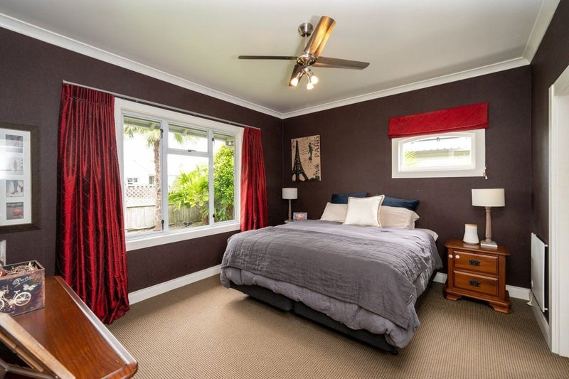 709 Avenue Road West, Saint Leonards, Hastings - Carousel 19