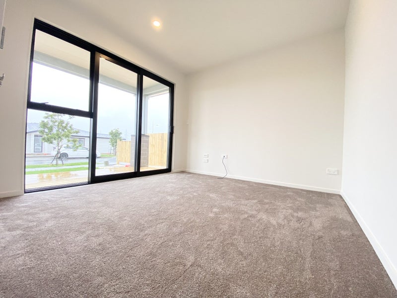 13 Noia Way, Karaka, Papakura - Carousel 2