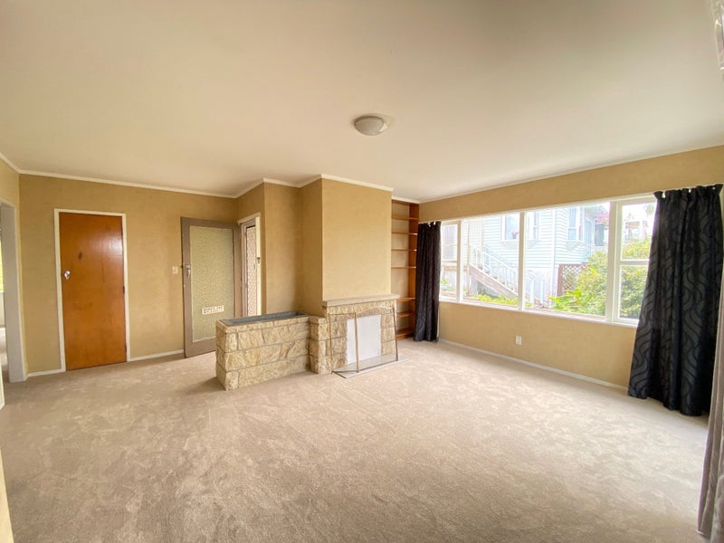 36 Woodside Avenue, Northcote, Auckland - Carousel 2