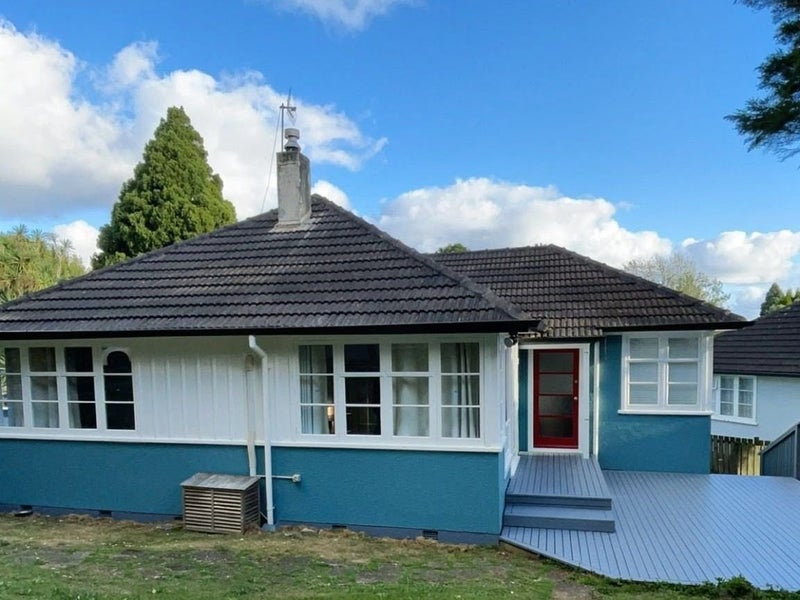 14 Mountfield Terrace, Mount Albert, Auckland - Carousel 1