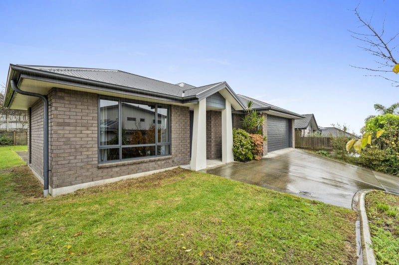 18 Alford Place, Huntington, Hamilton - Carousel 1