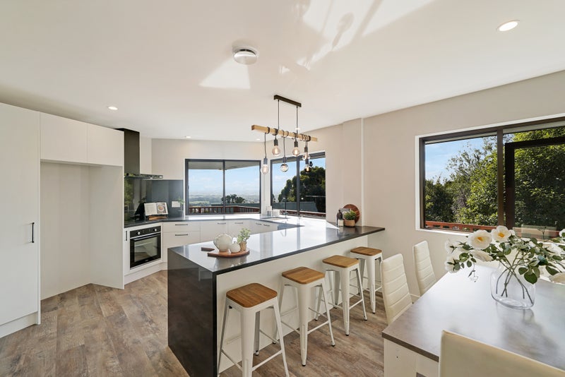 6 Kiteroa Place, Cashmere, Christchurch - Carousel 1