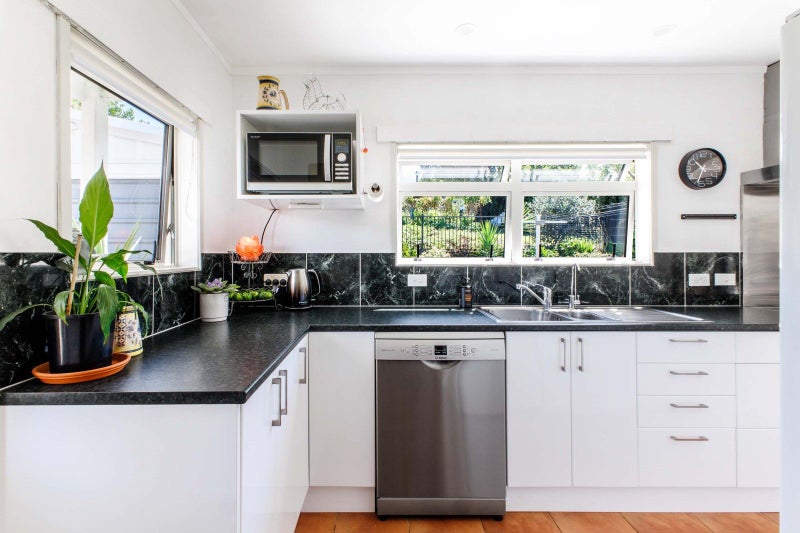 211C Harbour Road, Ohope, Ohope - Carousel 1