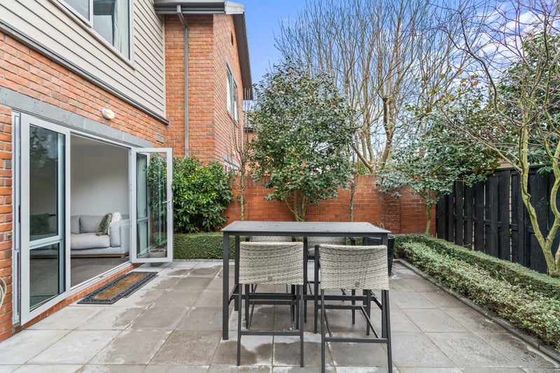 7 Henley Green, Northwood, Christchurch - Carousel 14