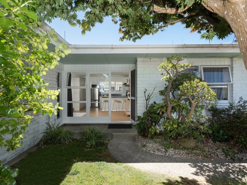 8/35 Bureta Road, Otumoetai, Tauranga - Carousel 1