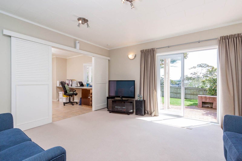 14 Treeway, Sunnyhills, Auckland - Carousel 2