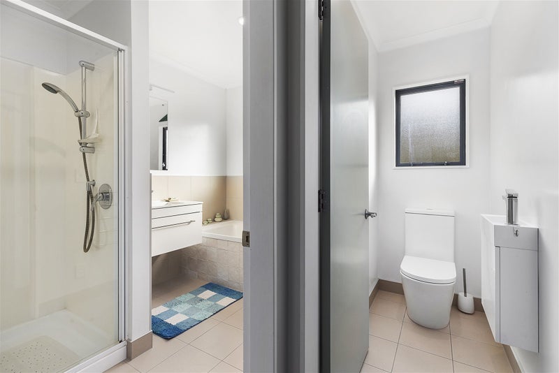 20 Pendennis Point, Camborne, Porirua - Carousel 20