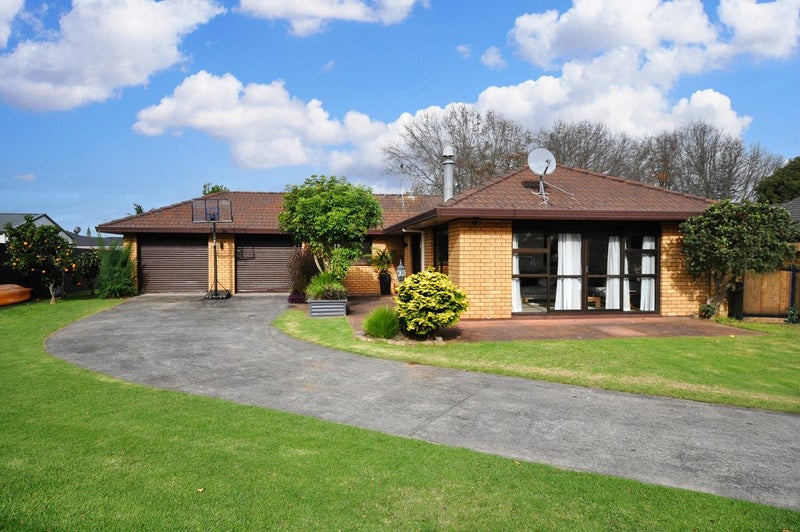 5 Kamulla Court, Conifer Grove, Takanini - Carousel 19