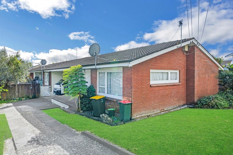 22C Grande Vue Road, Papatoetoe, Auckland - Carousel 2