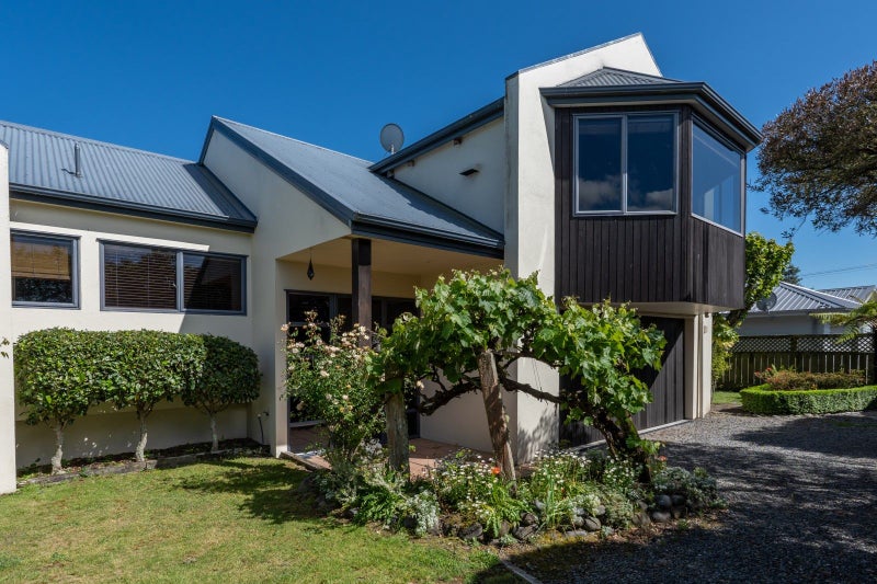 2/15 Weka Road, Waipahihi, Taupō - Carousel 26