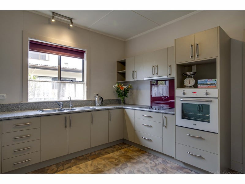 376 Church Street, West End, Timaru - Carousel 2
